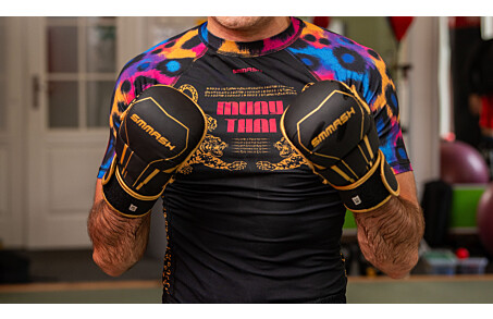 Dziurawy lub pozaciągany rashguard - naprawić czy wymienić na nowy?
