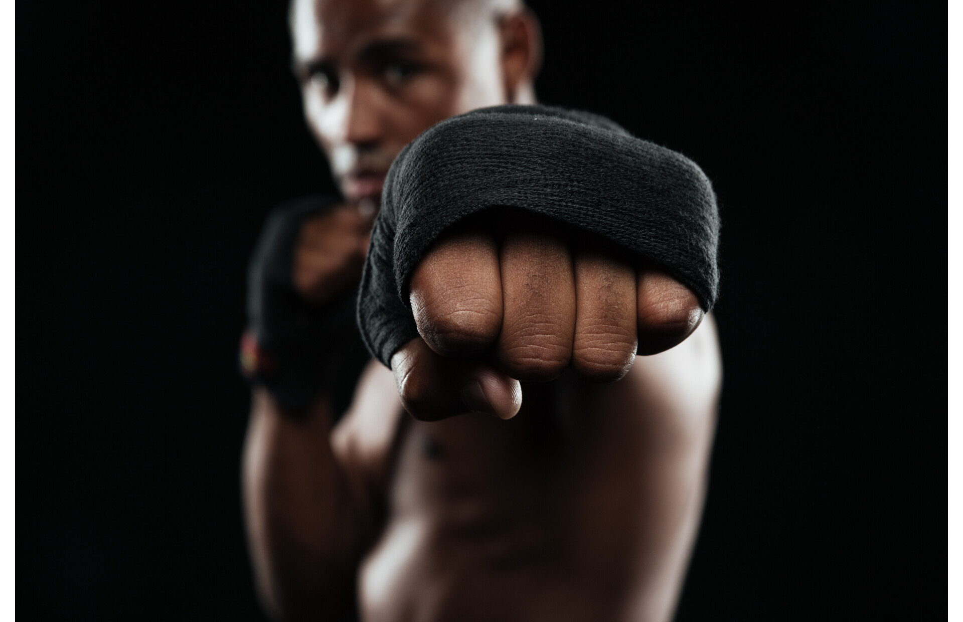 Trening MMA - jak wygląda? Przebieg, zasady, ćwiczenia.